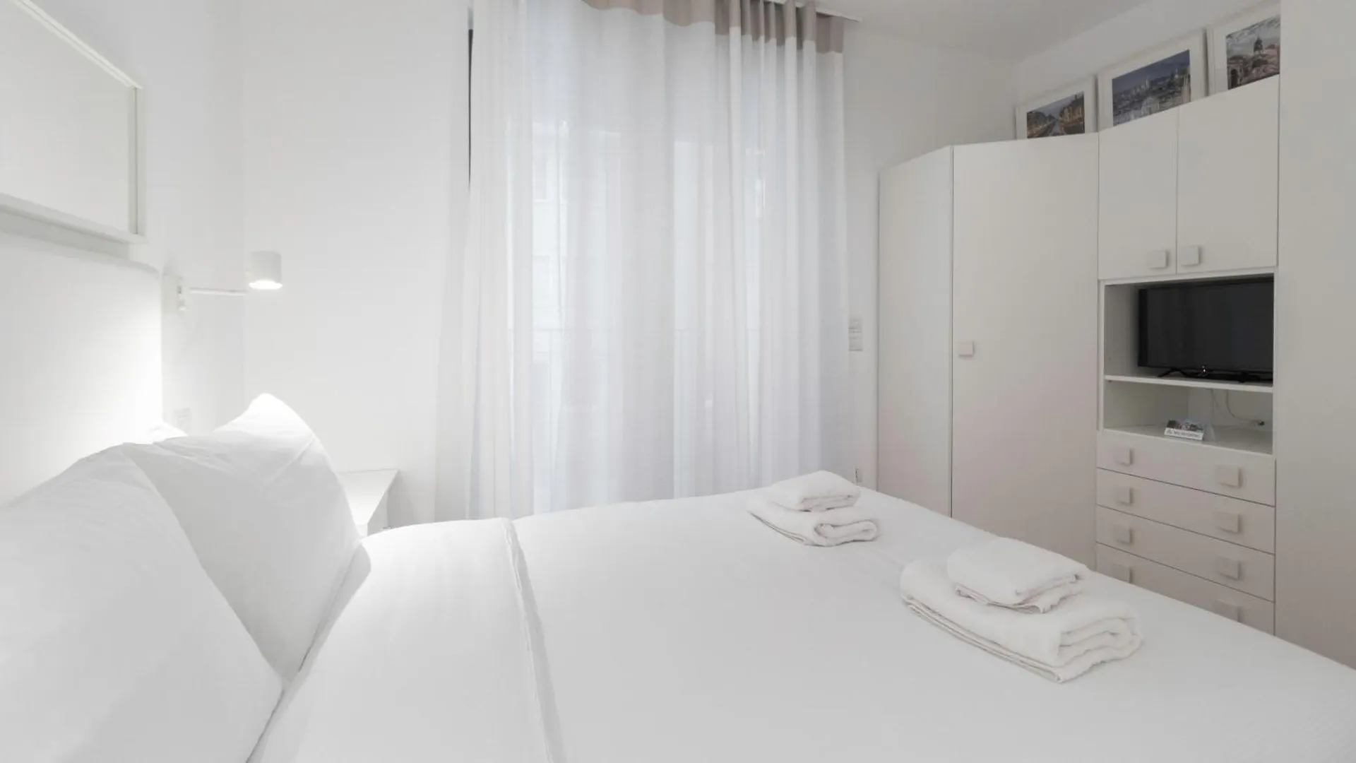 Italianway - Compagnoni 12 - Suite Mirabel Milan 0*,